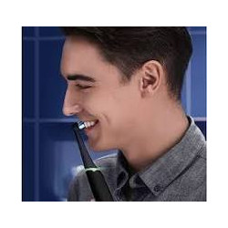 Oral-B iO 6N - Brosse À Dents Électrique Noire Connectée Bluetooth - 2 Brossettes -1 Étui De Voyage.
