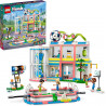 LEGO 41744 Friends Le Centre Sportif - Jouet de Construction avec Jeux de Football - Basketball et Tennis Plus Mur d'escalade.