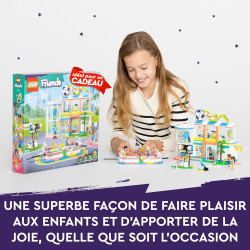 LEGO 41744 Friends Le Centre Sportif - Jouet de Construction avec Jeux de Football - Basketball et Tennis Plus Mur d'escalade.